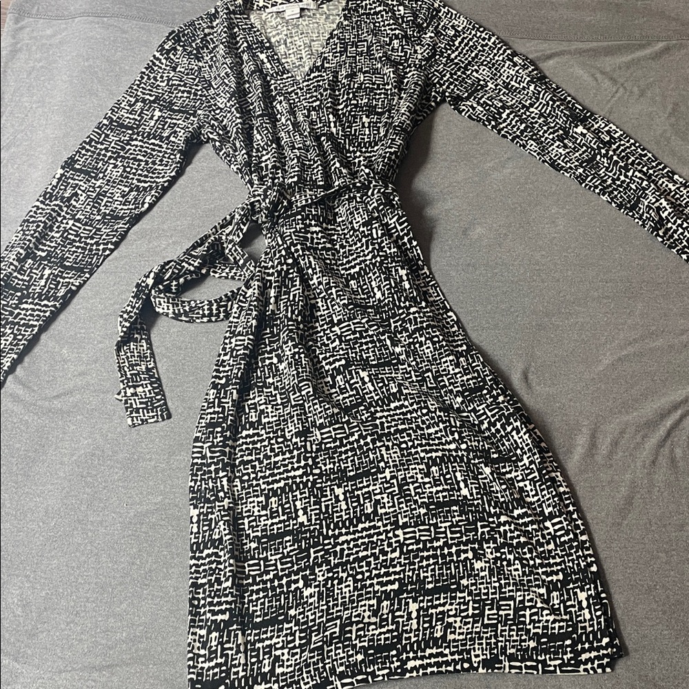 Diane Von Furstenberg Monochrome Long Sleeve Dress
